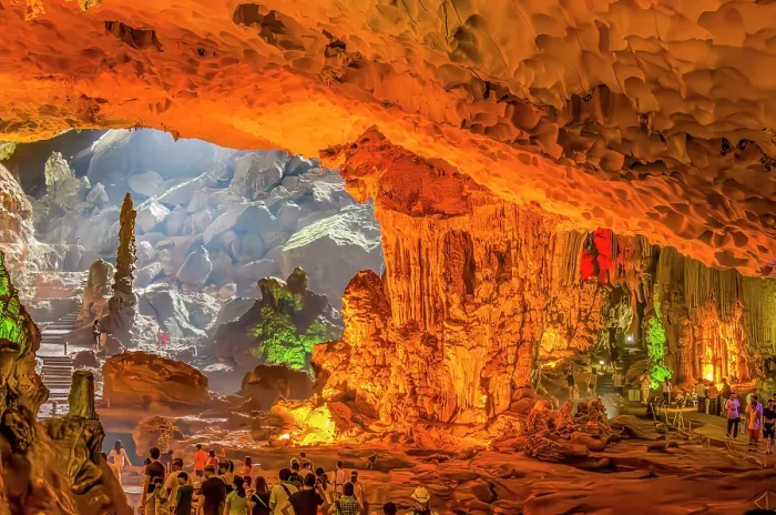 Framed Print : Sung Sot, Surprise Cave, Ha Long Bay, Vietnam. Wide angle view of largest cave on Bo Hon Island, with area over 10, 000 square meters, discovered in 1901 Framed Print : Sung Sot, Surprise Cave, Ha Long Bay, Vietnam. Wide angle view of largest cave on Bo Hon Island, with area over 10, 000 square meters, discovered in 1901