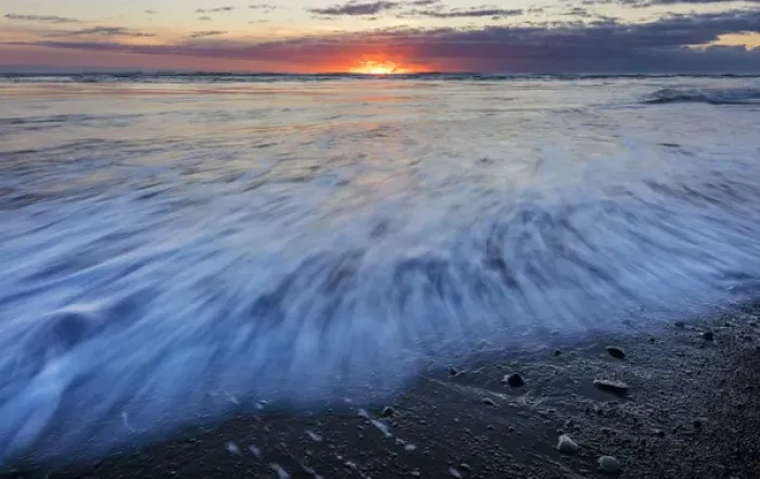 Framed Print : Sunrise over the North Atlantic Ocean at Jokulsarlon, Iceland Framed Print : Sunrise over the North Atlantic Ocean at Jokulsarlon, Iceland