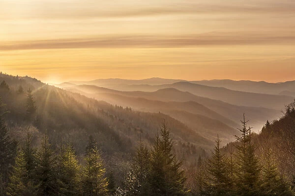 Sunrise, Oconaluftee Overlook, Great Smoky Mountains National Park, North Carolina