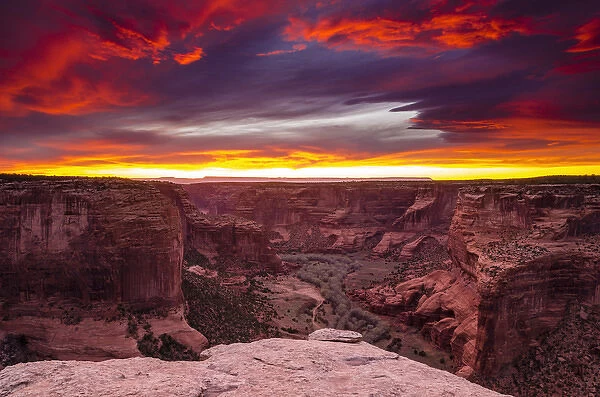 Sunset over Canyon de Chelly, Canyon de Chelly National Monument, Arizona