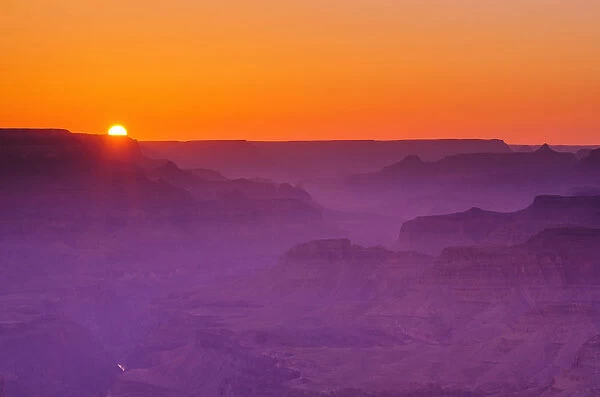 Sunset over the Grand Canyon, Grand Canyon National Park, Arizona, USA