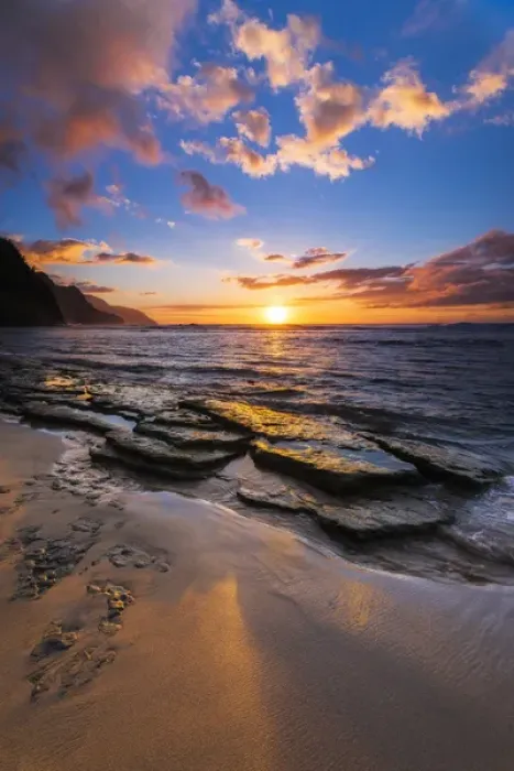 Framed Print : Sunset over the Na Pali Coast from Ke e Beach, Haena State Park, Kauai, Hawaii USA Framed Print : Sunset over the Na Pali Coast from Ke e Beach, Haena State Park, Kauai, Hawaii USA