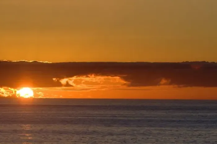 Framed Print : Sunset on the Pacific Ocean off the coast of Valparaiso, Chile Framed Print : Sunset on the Pacific Ocean off the coast of Valparaiso, Chile