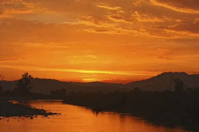 Framed Print : Sunset over Ramganga river, Corbett National Park, India Framed Print : Sunset over Ramganga river, Corbett National Park, India