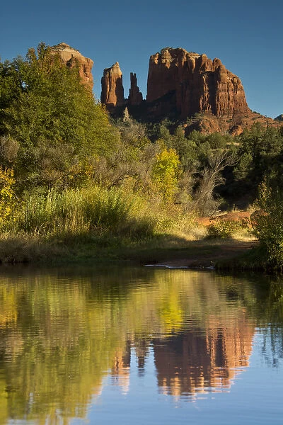 sunset; reflections; Oak Crek; Cathedral Rock; Red Rock Crossing; Crescent Moon Recreation