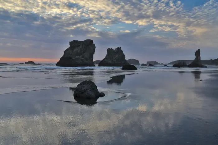 Framed Print : Sunset and sea stacks, Bandon, Oregon Framed Print : Sunset and sea stacks, Bandon, Oregon