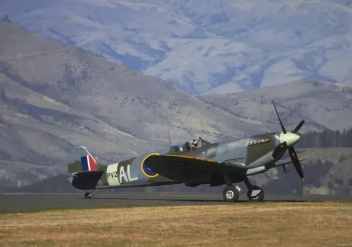 Framed Print : Supermarine Spitfire - British and allied WWII Fighter Plane, Wanaka, South Island