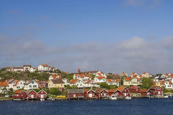 Sweden, Bohuslan, Hovenaset, coastal village view