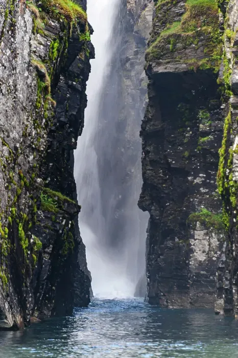 Framed Print : Sweden, Norrbotten, Bjorkliden. Silverfallet (Silver falls) in Rakkasjohka Framed Print : Sweden, Norrbotten, Bjorkliden. Silverfallet (Silver falls) in Rakkasjohka