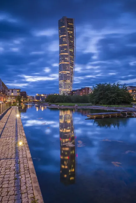 Framed Print : Sweden, Scania, Malmo, Turning Torso building, designed by architect Santiago Calatrava Framed Print : Sweden, Scania, Malmo, Turning Torso building, designed by architect Santiago Calatrava