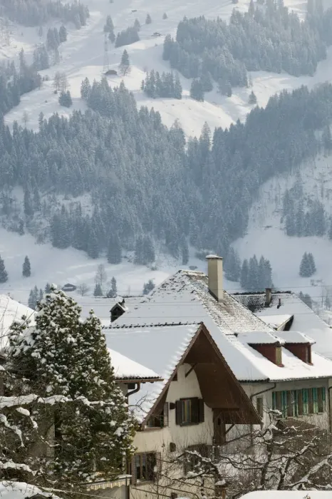 Framed Print : SWITZERLAND-Bern-FRUTIGEN: Kandertal Valley- Town View / Winter Framed Print : SWITZERLAND-Bern-FRUTIGEN: Kandertal Valley- Town View / Winter