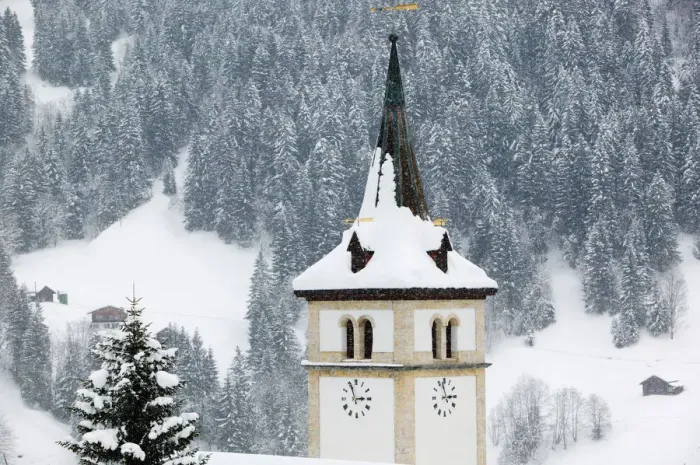 Framed Print : SWITZERLAND-Bern-GRINDELWALD: Town Church / Winter Framed Print : SWITZERLAND-Bern-GRINDELWALD: Town Church / Winter