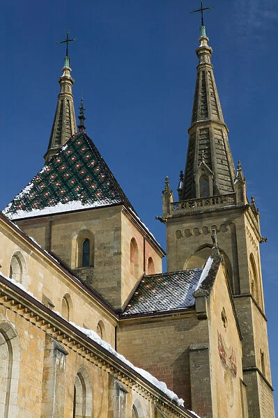 SWITZERLAND-NEUCHATEL: Collegiale Church (16th century)  /  Winter