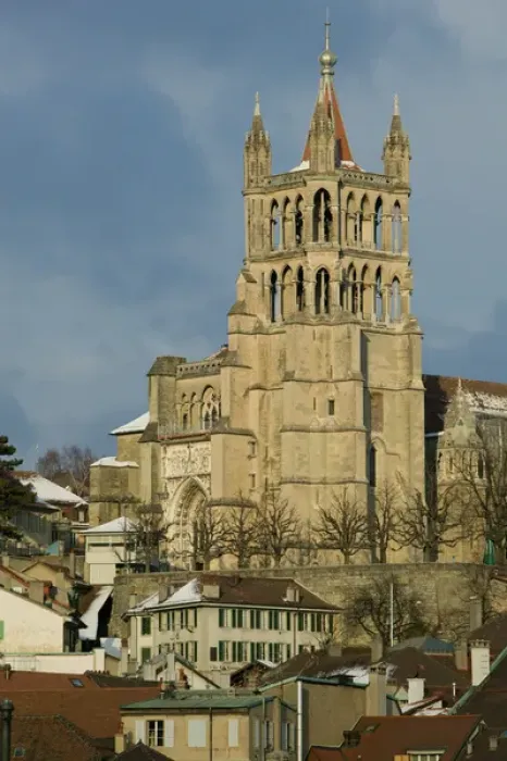 Framed Print : SWITZERLAND-(Vaud)-LAUSANNE: Cathedral View from the Grand-Pont  /  Winter