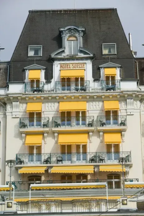 Framed Print : SWITZERLAND-(Vaud)-Swiss Riviera-MONTREUX: Le Grand Hotel Suisse on Lake Geneva Framed Print : SWITZERLAND-(Vaud)-Swiss Riviera-MONTREUX: Le Grand Hotel Suisse on Lake Geneva