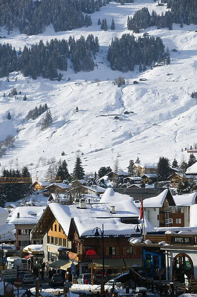 SWITZERLAND-Wallis  /  Valais-VERBIER: Ski Resort  /  Winter Town View