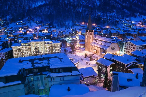 SWITZERLAND-Wallis  /  Valais-ZERMATT: Zermatterhof Hotel & Parish Church  /  Evening  /  Winter