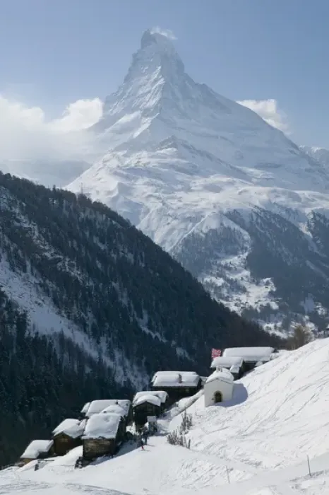 Framed Print : SWITZERLAND-Wallis / Valais-ZERMATT: Findeln / Winter Mountain Ski Village & Matterhorn Framed Print : SWITZERLAND-Wallis / Valais-ZERMATT: Findeln / Winter Mountain Ski Village & Matterhorn
