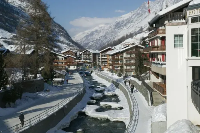 Framed Print : SWITZERLAND-Wallis  /  Valais-ZERMATT: Ski Chalets along the Mattervispa River  /  Winter