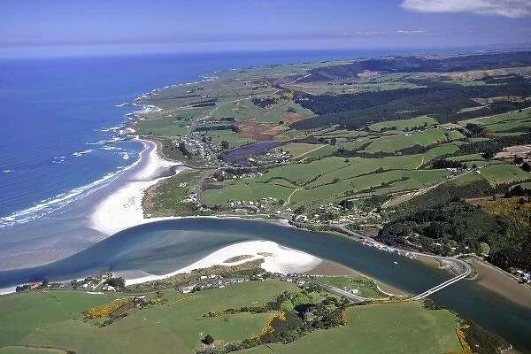 Taieri Mouth, south of Dunedin - aerial