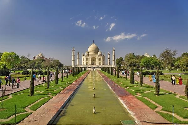 Taj Mahal mausoleum  /  Agra, India