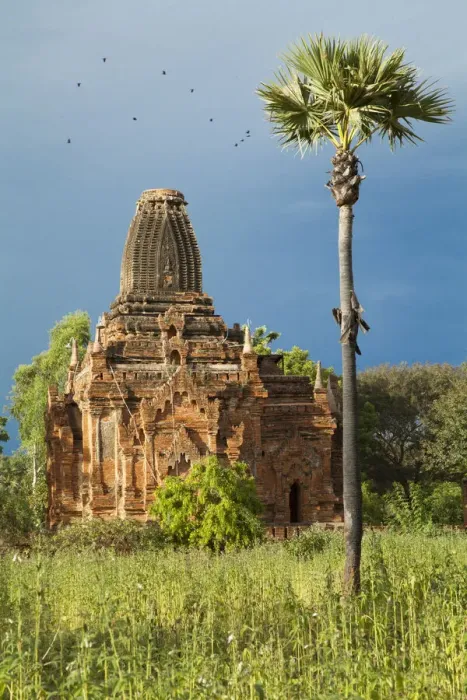 Framed Print : Temple in Bagan, Myanmar Framed Print : Temple in Bagan, Myanmar