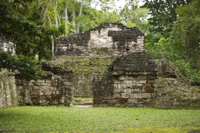 Framed Print : Temples in Tikal National Park (Parque Nacional Tikal) UNESCO World Heritage Site Framed Print : Temples in Tikal National Park (Parque Nacional Tikal) UNESCO World Heritage Site