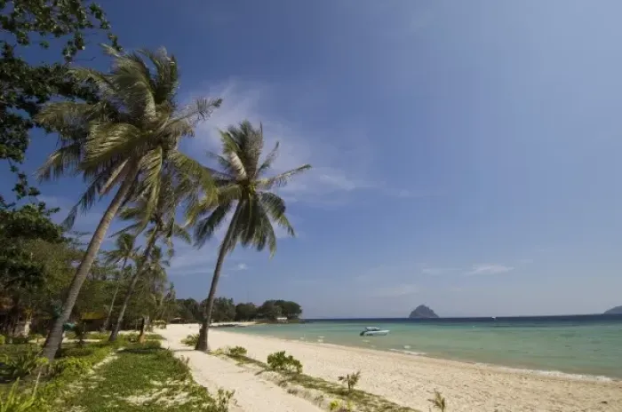 Framed Print : Thailand, Phi Phi Don Island, Laem Tong beach