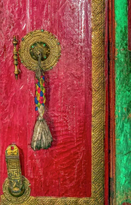 Framed Print : Thiksey Monastery, Ladakh, India. Close-up portrait of ancient 15th century door to the entryway of Tibetan Buddhist Thiksey Monastery