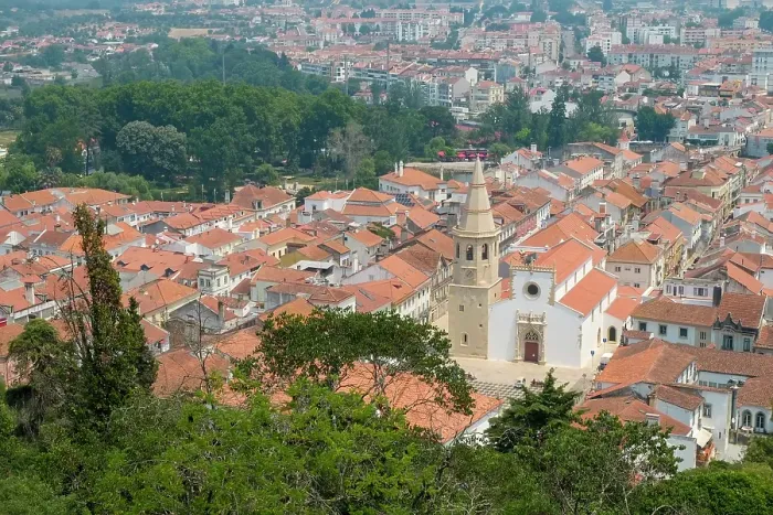 Framed Print : Tomar, Portugal. View of the village rooftops from the Tomar castle
