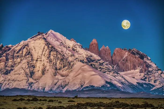 Framed Print : Torres del Paine morning moon, Chile Framed Print : Torres del Paine morning moon, Chile