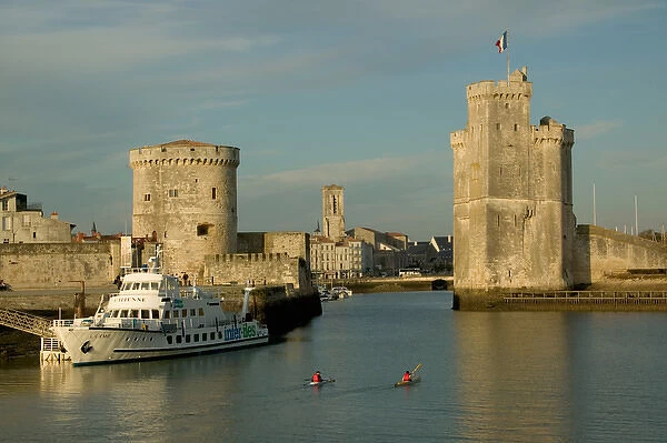 Tour de la Chaine and Tour St Nicolas, old port of La Rochelle, Charante Maritime, France