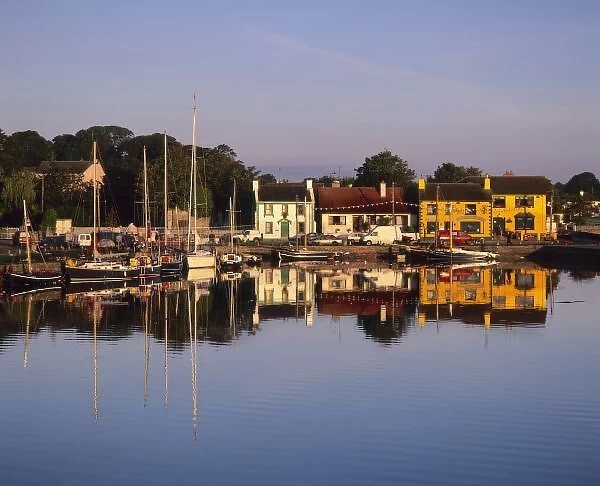 Town and harbour, Kinvarra, County Galway, Connacht, Ireland