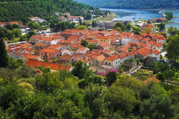Framed Print : The town of Ston from the Great Wall, Ston, Dalmatian Coast, Croatia Framed Print : The town of Ston from the Great Wall, Ston, Dalmatian Coast, Croatia