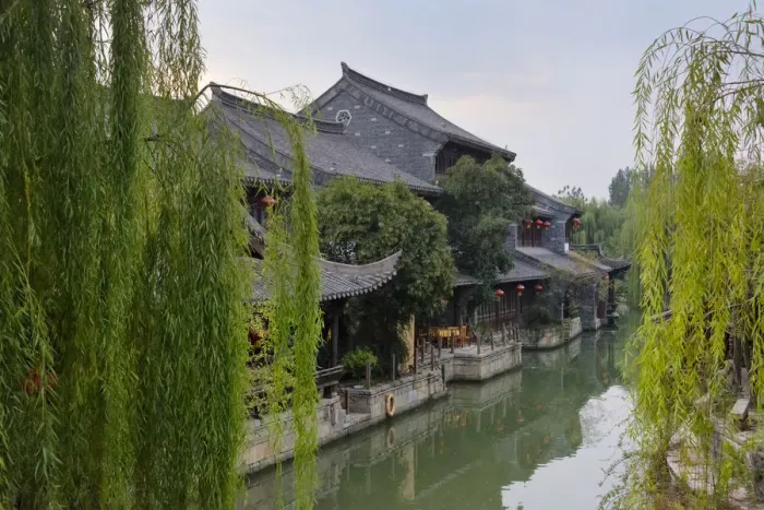 Framed Print : Traditional houses along the Grand Canal, Taierzhuang Ancient Town, Shandong Province Framed Print : Traditional houses along the Grand Canal, Taierzhuang Ancient Town, Shandong Province
