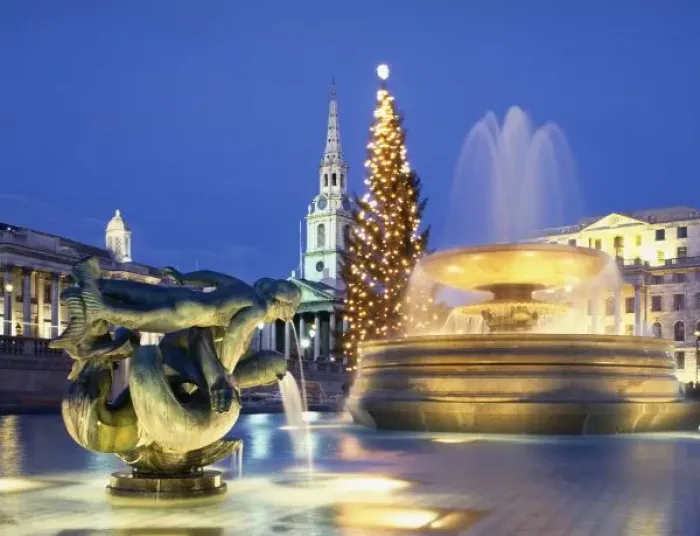 Framed Print : Trafalgar Square at Christmas, London, England Framed Print : Trafalgar Square at Christmas, London, England