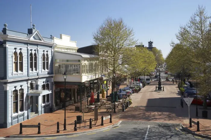 Framed Print : Trafalgar Street, Nelson, South Island, New Zealand