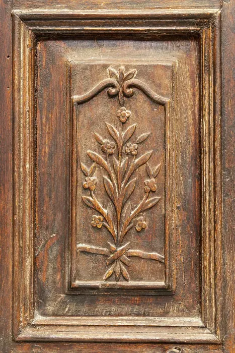 Framed Print : Tunis, Tunisia. Decoratively carved wooden door on a house near the Tunis Souk