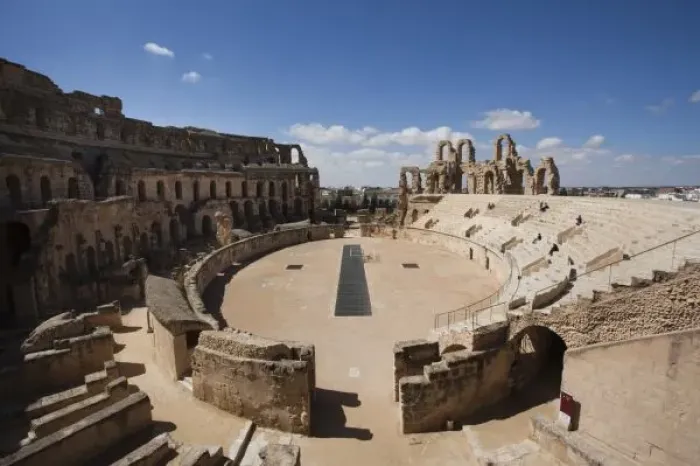 Framed Print : Tunisia, Tunisian Central Coast, El Jem, Roman Colosseum, b. 238 AD Framed Print : Tunisia, Tunisian Central Coast, El Jem, Roman Colosseum, b. 238 AD