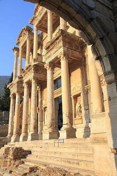 Turkey, Izmir Province, Selcuk, ancient city Ephesus, ancient world center of travel