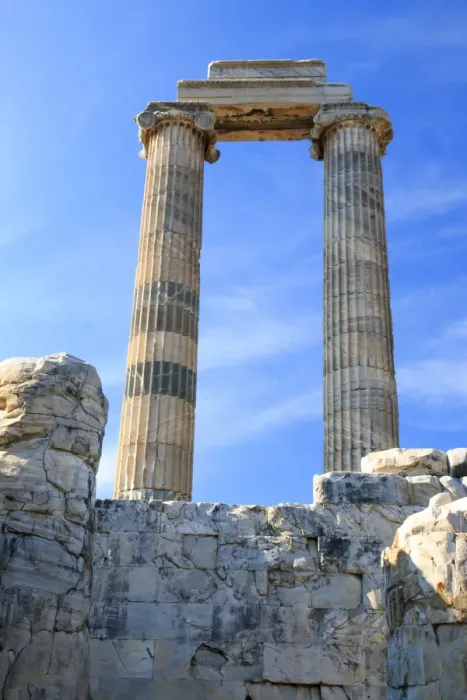 Framed Print : Turkey, west coast, Didyma, a sacred site of the ancient world. Its Temple of Apollo Framed Print : Turkey, west coast, Didyma, a sacred site of the ancient world. Its Temple of Apollo