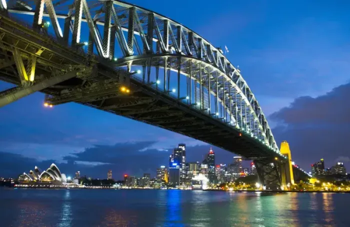 Framed Print : Twilight night exposure of color and great light of Famous Opera House and Harbour