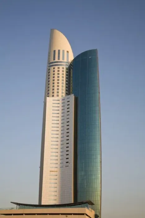Framed Print : UAE, Dubai. View of Park Place Tower