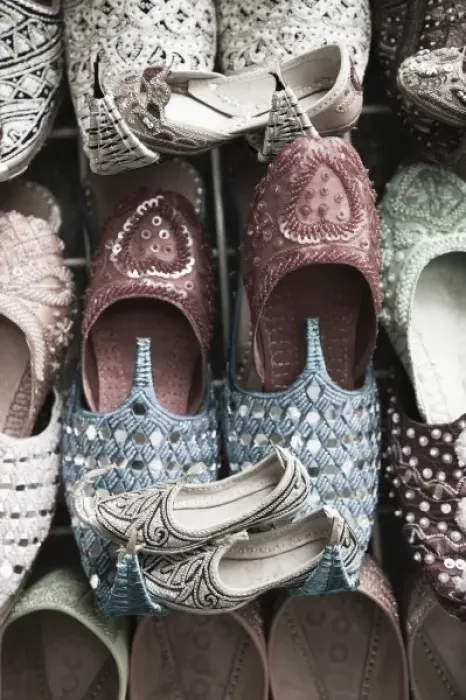 Framed Print : United Arab Emirates, Dubai, Deira. Deira Souk / Market / Arabian Slippers Framed Print : United Arab Emirates, Dubai, Deira. Deira Souk / Market / Arabian Slippers