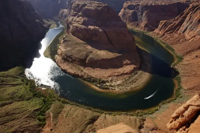 Framed Print : United States, Arizona, 1000 ft drop to Colorado River at Horseshoe Bend