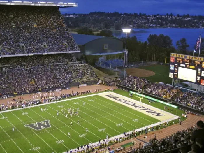 Framed Print : University of Washington plays LSU in night college football game in Seattle, WA, USA Framed Print : University of Washington plays LSU in night college football game in Seattle, WA, USA
