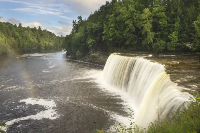 Framed Print : Upper Tahquamenon Falls, Tahquamenon Falls State Park, Upper Peninsula, Michigan