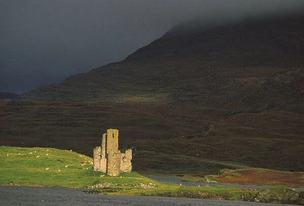 Urquart Castle, Scottish Highlands, Scotland, Great Britain
