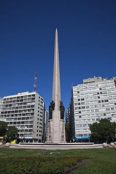 Uruguay, Montevideo Department, Montevideo. El Obelisko on Avenida 18 de Julio