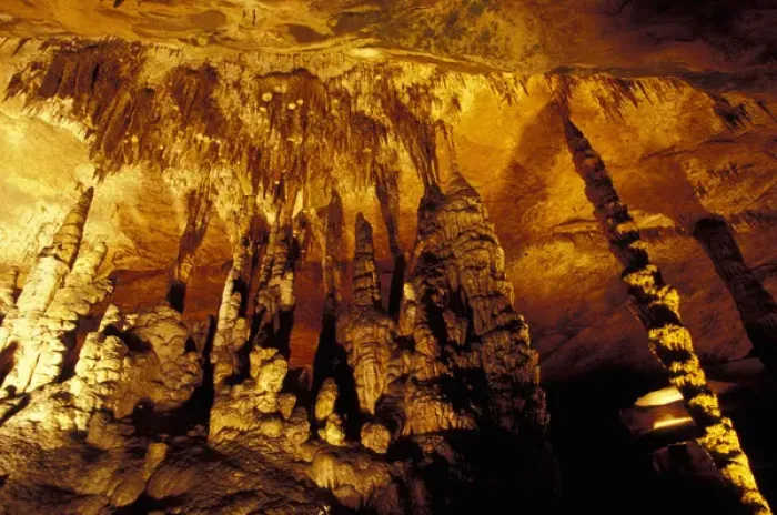 Framed Print : USA, Alabama, DeKalb county, Sequoyah caverns. Stalagmites and stalactites